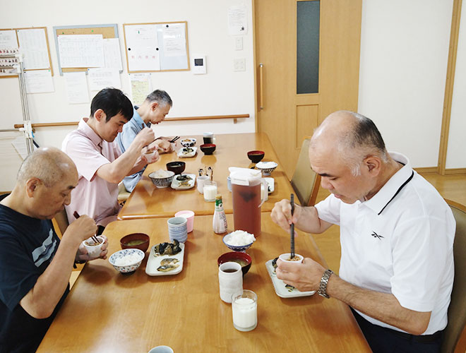 日中活動へ出発