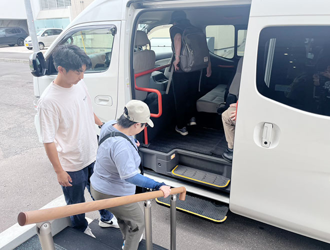 日中活動へ出発